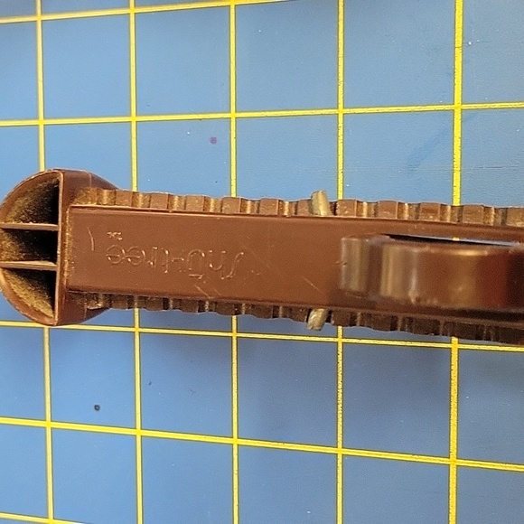 Shu Tree Brown Shoe Resin Plastic Trees - Picture 2 of 8